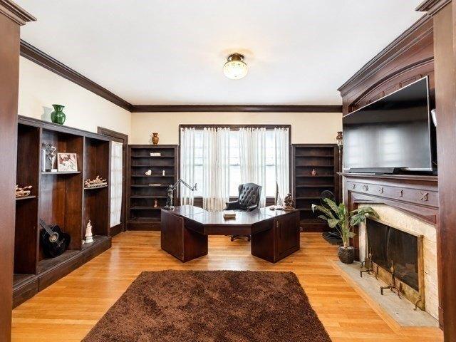 house with 11 bedroom, Springfield MA ES105240343