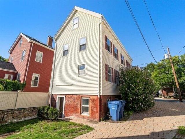 house with 12 bedroom, Cambridge MA ES105576496