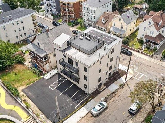 house with 12 bedroom, Boston MA ES105561535