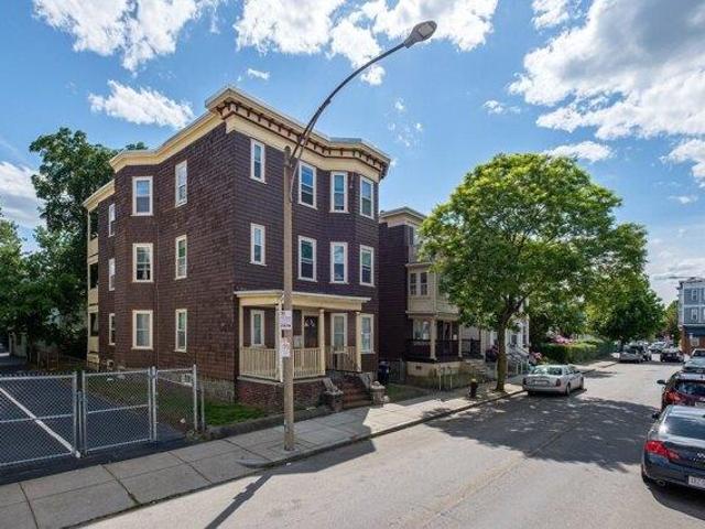 house with 12 bedroom, Boston MA ES105612569