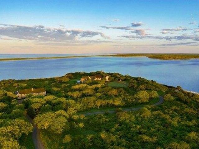 house with 12 bedroom, Edgartown MA ES104811585