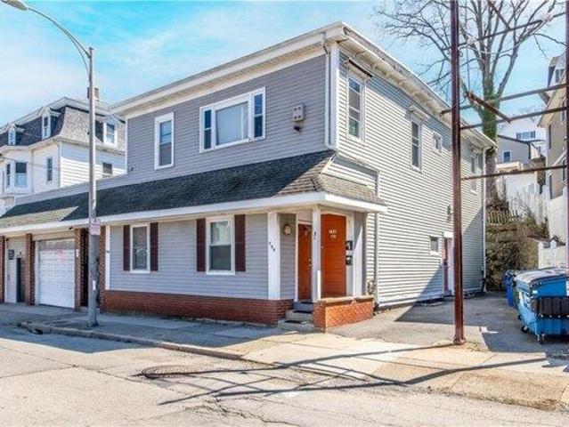 house with 12 bedroom, Fall River MA ES105610057