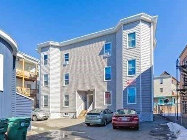 house with 12 bedroom, Lynn MA ES105589595