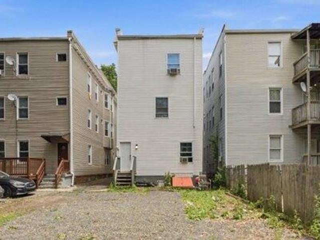 house with 12 bedroom, New Haven CT ES105414865
