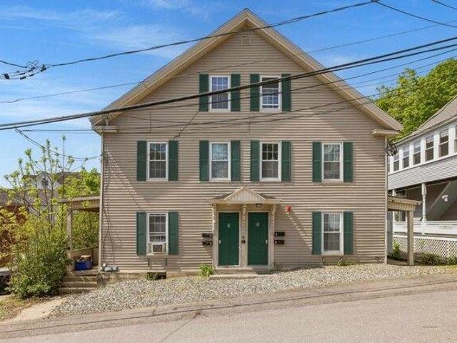 house with 12 bedroom, Newmarket NH ES104299832