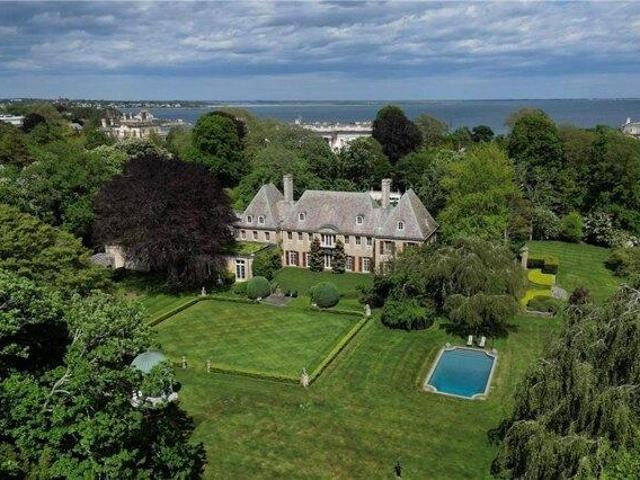 house with 12 bedroom, Newport RI ES105661675
