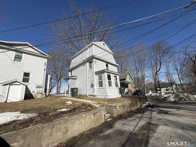 house with 12 bedroom, Putnam CT ES104446119