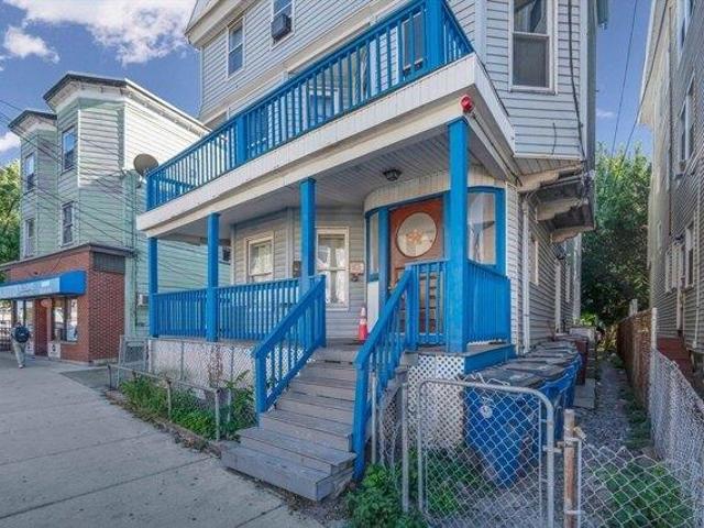 house with 12 bedroom, Revere MA ES105385010