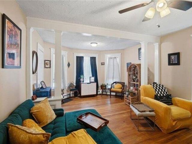 house with 12 bedroom, Woonsocket RI ES104510854