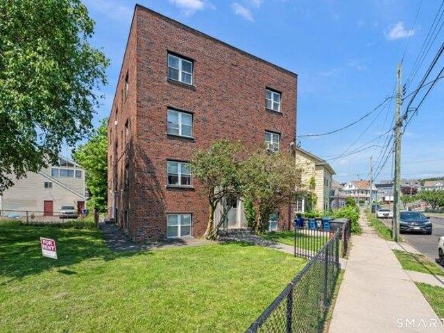 house with 13 bedroom, Bridgeport CT ES105870173