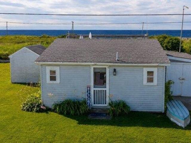 house with 1 bedroom, Westport MA ES105631370