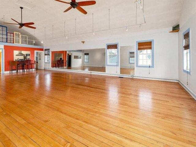 house with 1 bedroom, Alton NH ES105652908