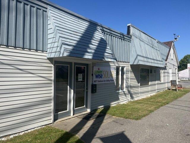 house with 1 bedroom, Bucksport ME ES105769796