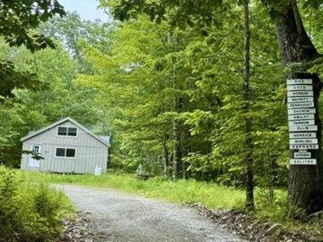 house with 1 bedroom, Chesterville ME ES105912868