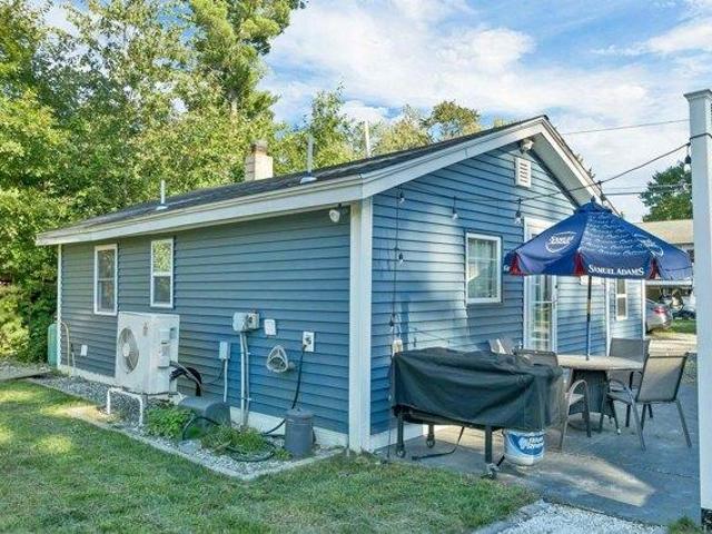 house with 1 bedroom, Derry NH ES105653253