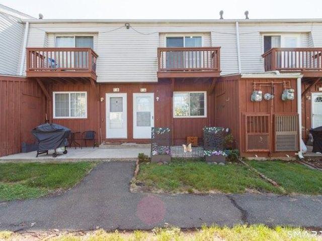 house with 1 bedroom, East Haven CT ES105423525