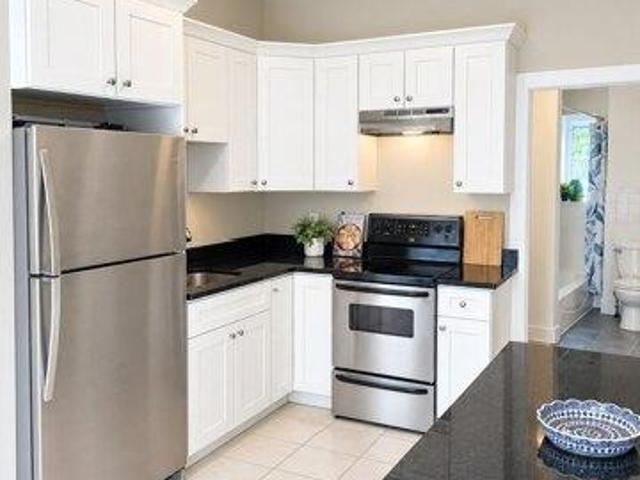 house with 1 bedroom, Gloucester MA ES105651156