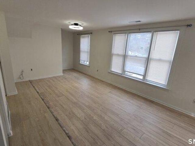 house with 1 bedroom, Hamden CT ES105559651