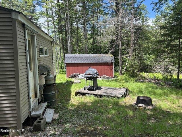 house with 1 bedroom, Hinsdale MA ES104480284