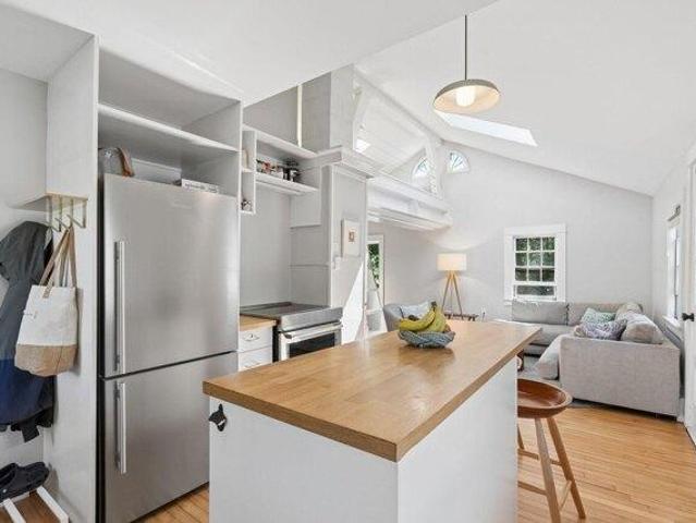 house with 1 bedroom, Kennebunkport ME ES105801254
