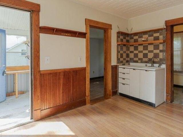 house with 1 bedroom, Keene NH ES105695079