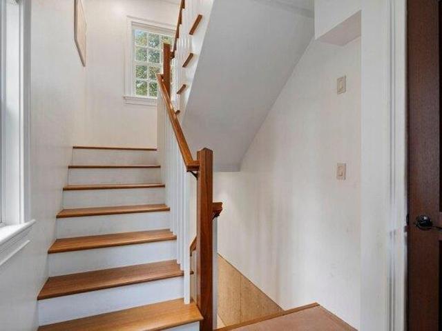 house with 1 bedroom, Kittery ME ES105913379