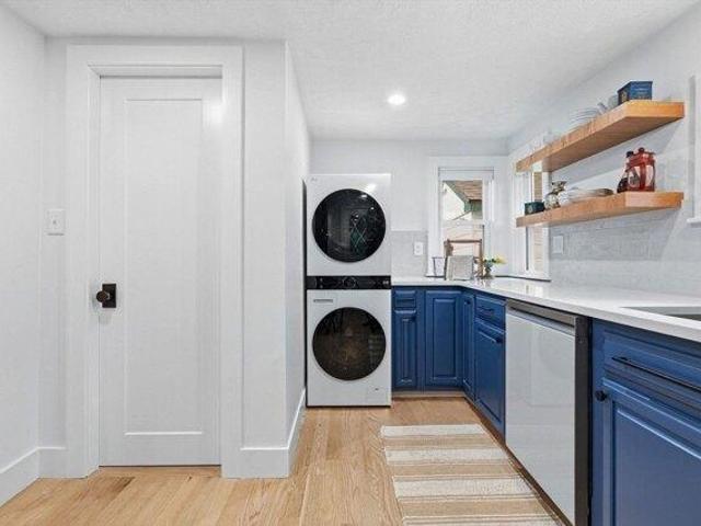 house with 1 bedroom, Medford MA ES105366645