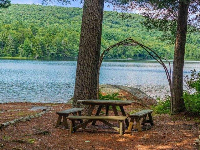 house with 1 bedroom, Meredith NH ES105442699