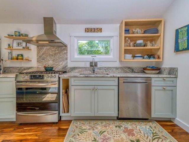house with 1 bedroom, Northport ME ES105889129