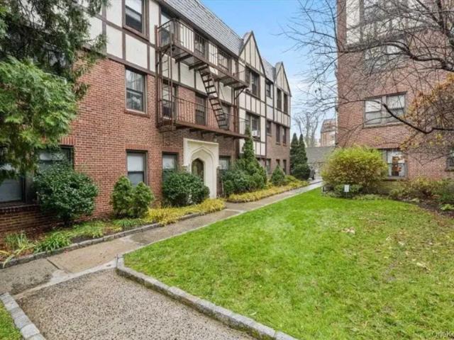 house with 1 bedroom, NY NY DLS102715934