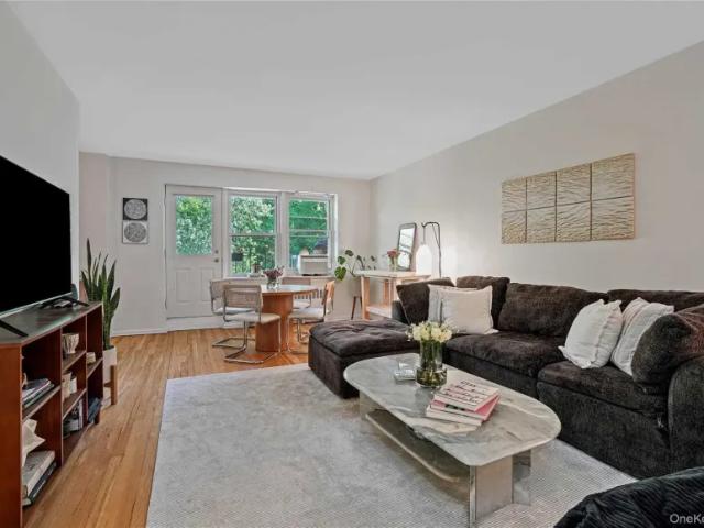 house with 1 bedroom, NY NY ELS102752882