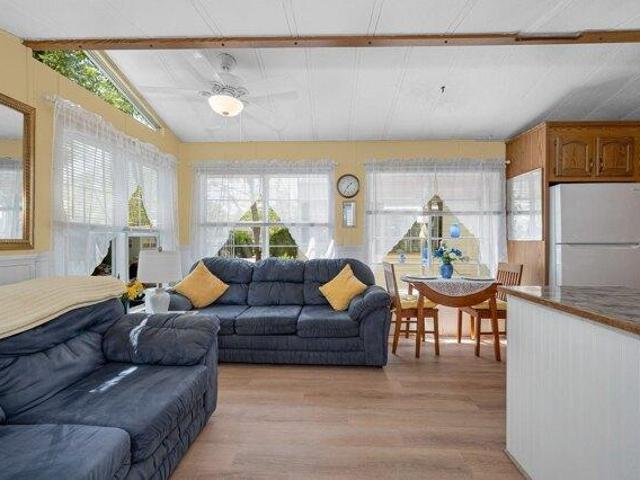 house with 1 bedroom, Seabrook NH ES105516261