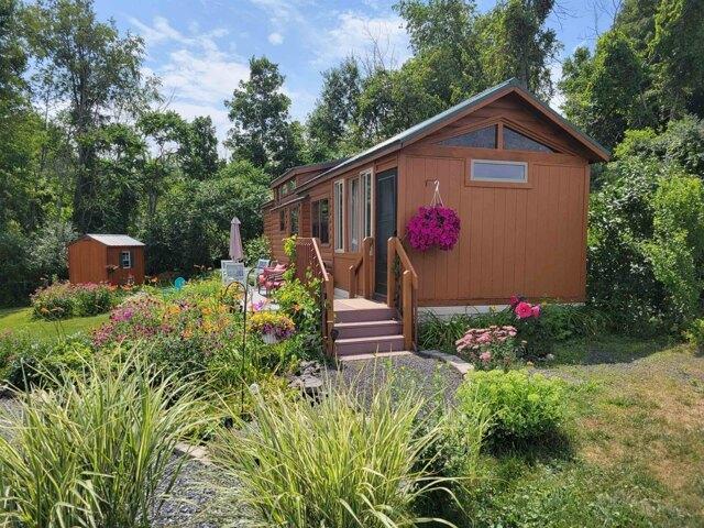 house with 1 bedroom, South Hero VT ES105552335
