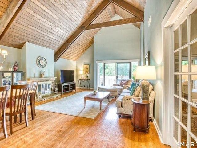 house with 1 bedroom, Stratford CT ES105439572