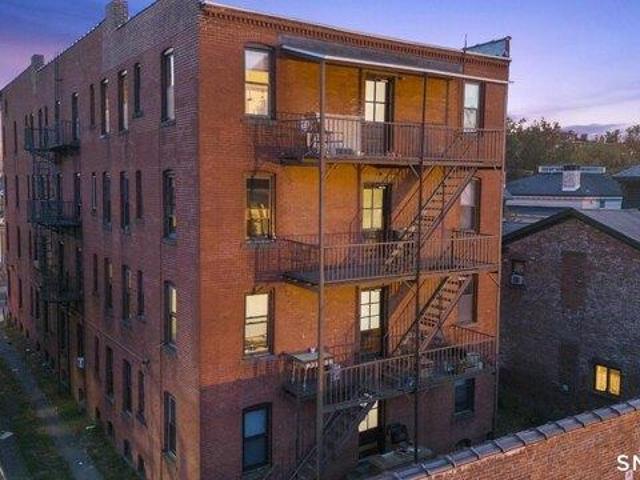 house with 24 bedroom, New Haven CT ES105632445