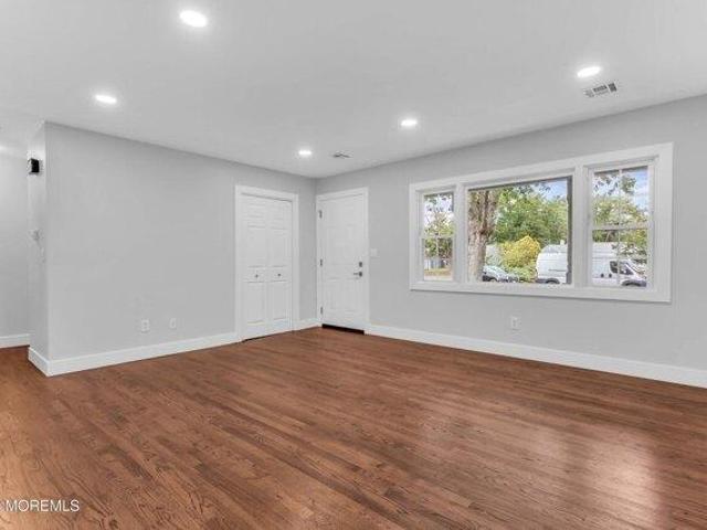 house with 2 bedroom, Toms River NJ ES105287653