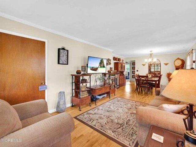 house with 2 bedroom, Toms River NJ ES105292820