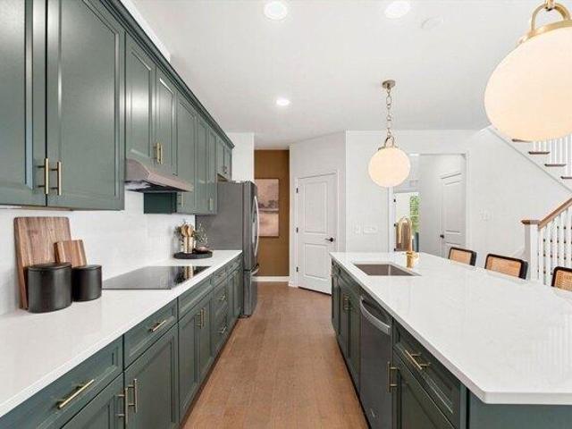 house with 2 bedroom, Walpole MA ES105415158