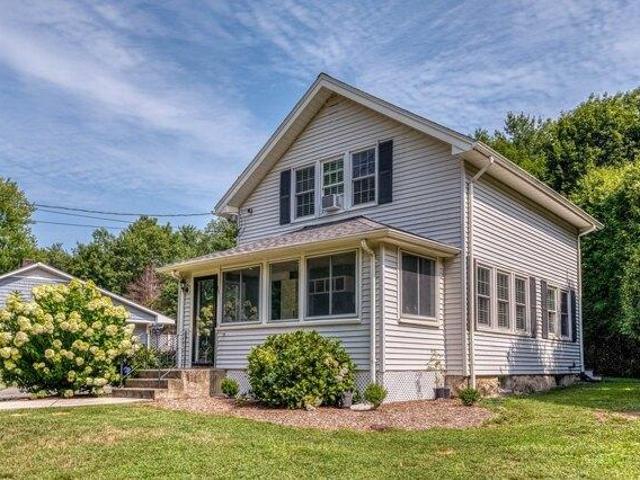house with 2 bedroom, Walpole MA ES105438636