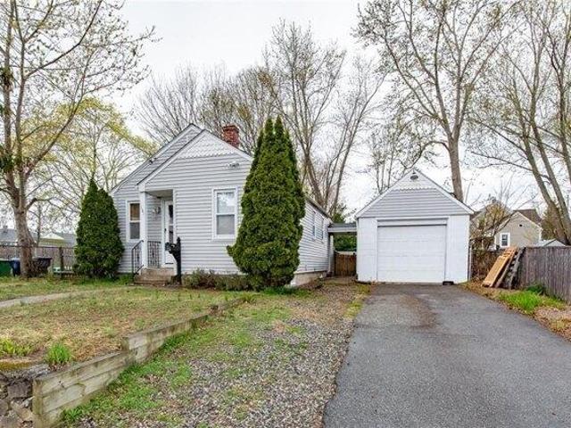 house with 2 bedroom, Warwick RI DS103432851