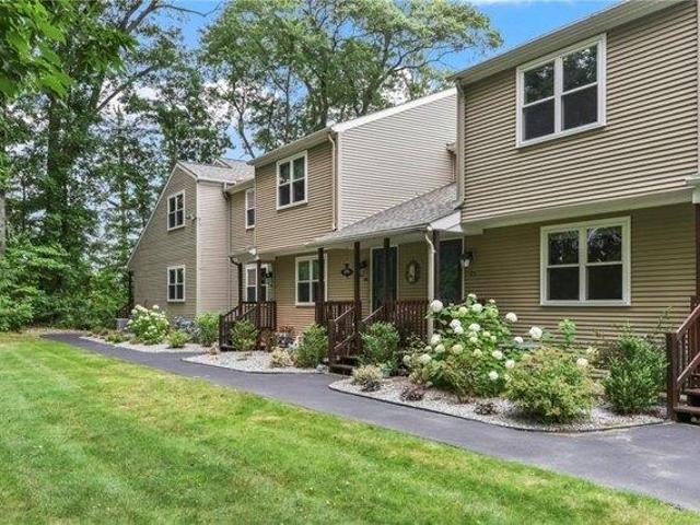 house with 2 bedroom, Warwick RI ES104811422
