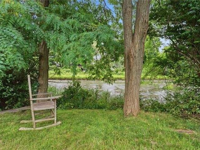 house with 2 bedroom, Warwick RI ES105631722