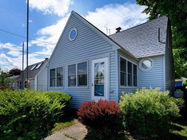 house with 2 bedroom, Ware MA ES104539436