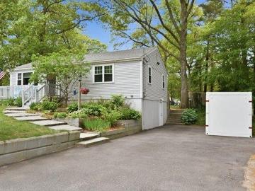 house with 2 bedroom, Wareham MA DS103442978