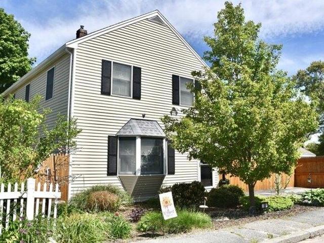 house with 2 bedroom, Wareham MA ES105511645