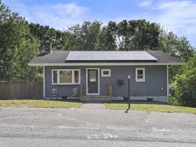 house with 2 bedroom, Wareham MA ES105709049