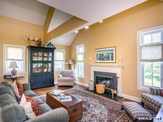 house with 2 bedroom, Washington CT ES105515280