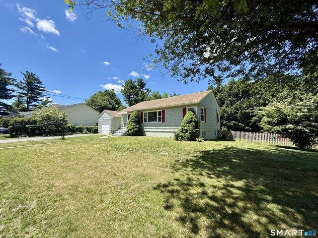 house with 2 bedroom, Waterbury CT ES104352295