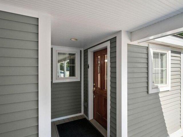 house with 2 bedroom, Waterbury VT ES105497122