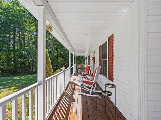 house with 2 bedroom, Waterboro ME ES105769680
